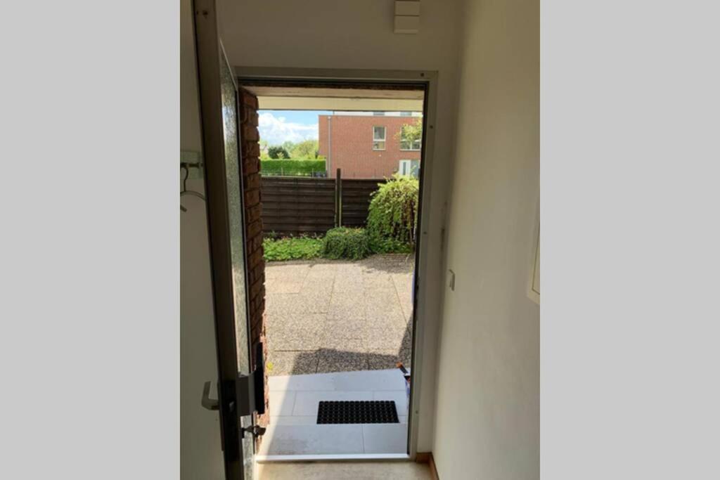 Ruhiges Zentral Gelegenes Apartment In Guetersloh 외부 사진